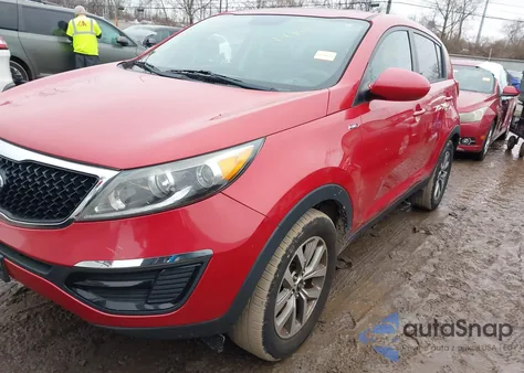 2014 Kia Sportage Lx z USA, uszkodzony, nr VIN KNDPBCAC4E7558676